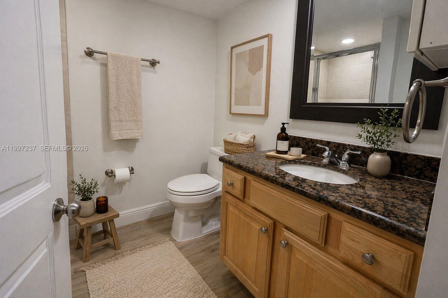 5600 CONDO - Residential