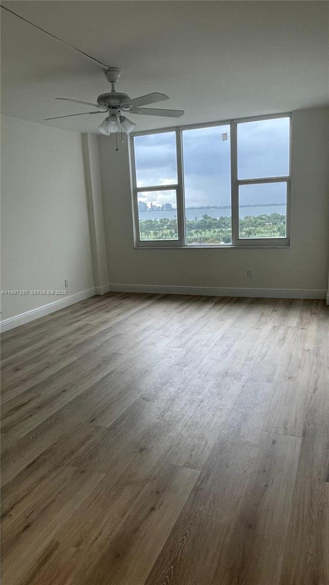 5600 CONDO - Residential