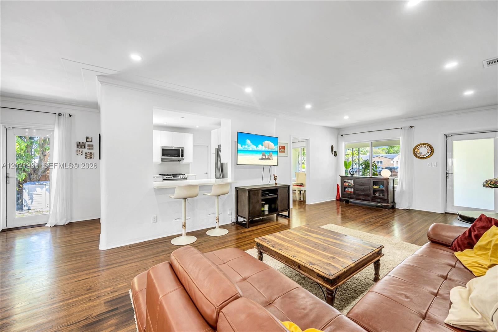 COLLEGE HEIGHTS - Residential