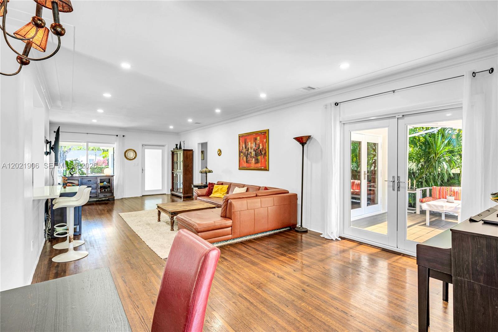 COLLEGE HEIGHTS - Residential