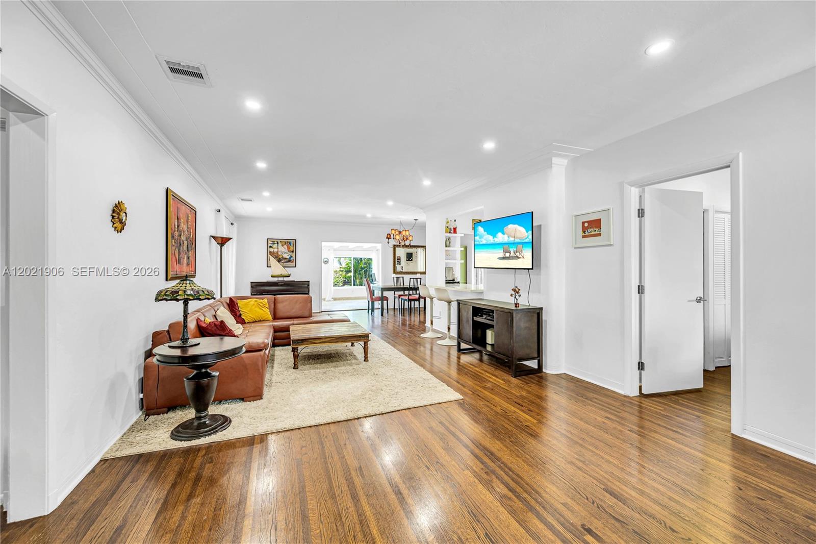 COLLEGE HEIGHTS - Residential