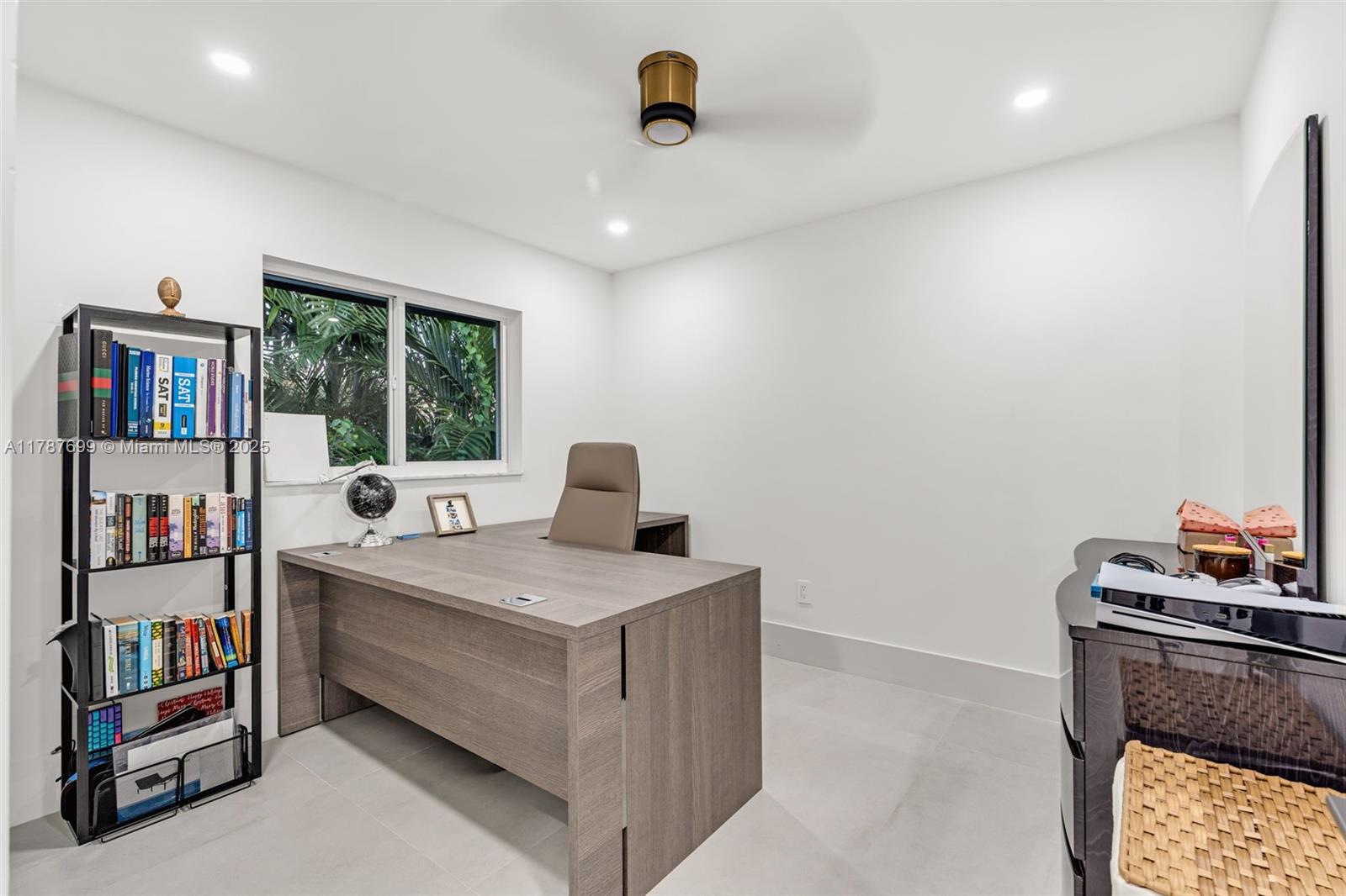 BAY RIDGE ESTS - Residential