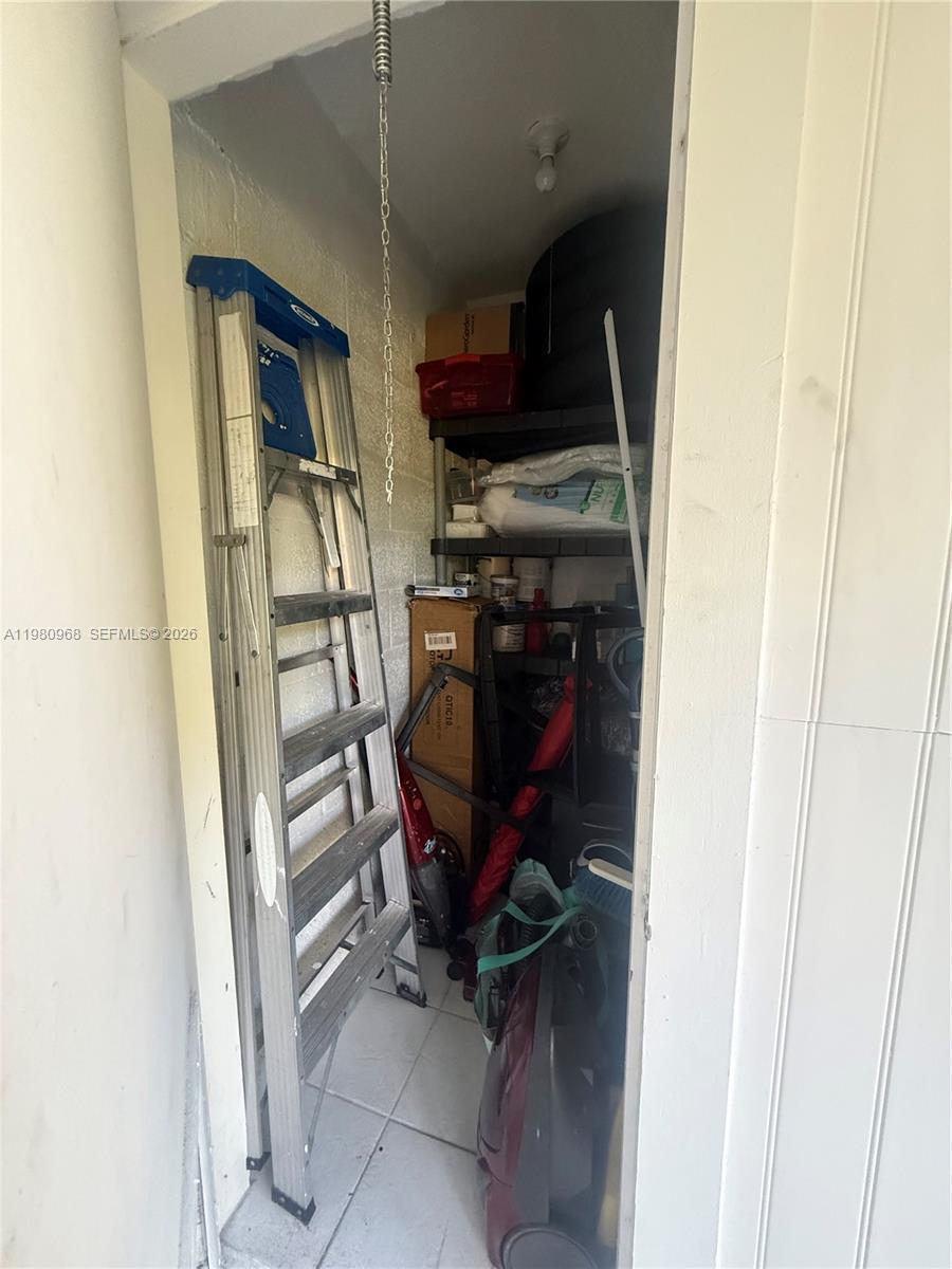 TIBURON 1 PH 1 - Residential