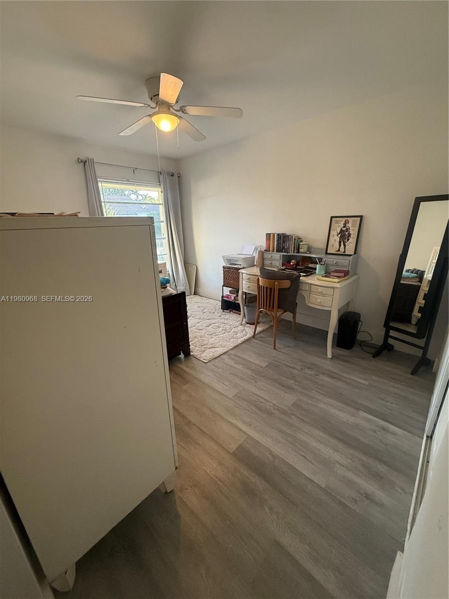 TIBURON 1 PH 1 - Residential