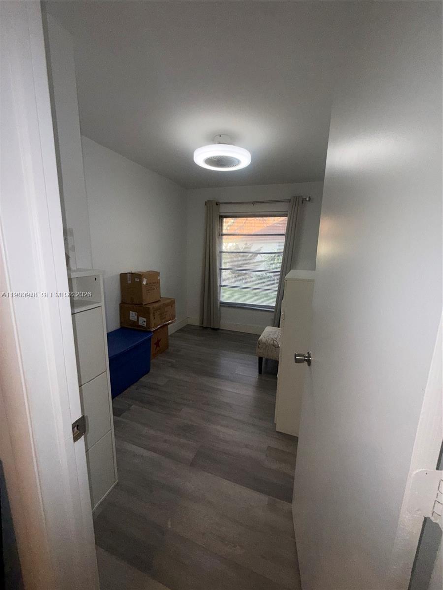 TIBURON 1 PH 1 - Residential