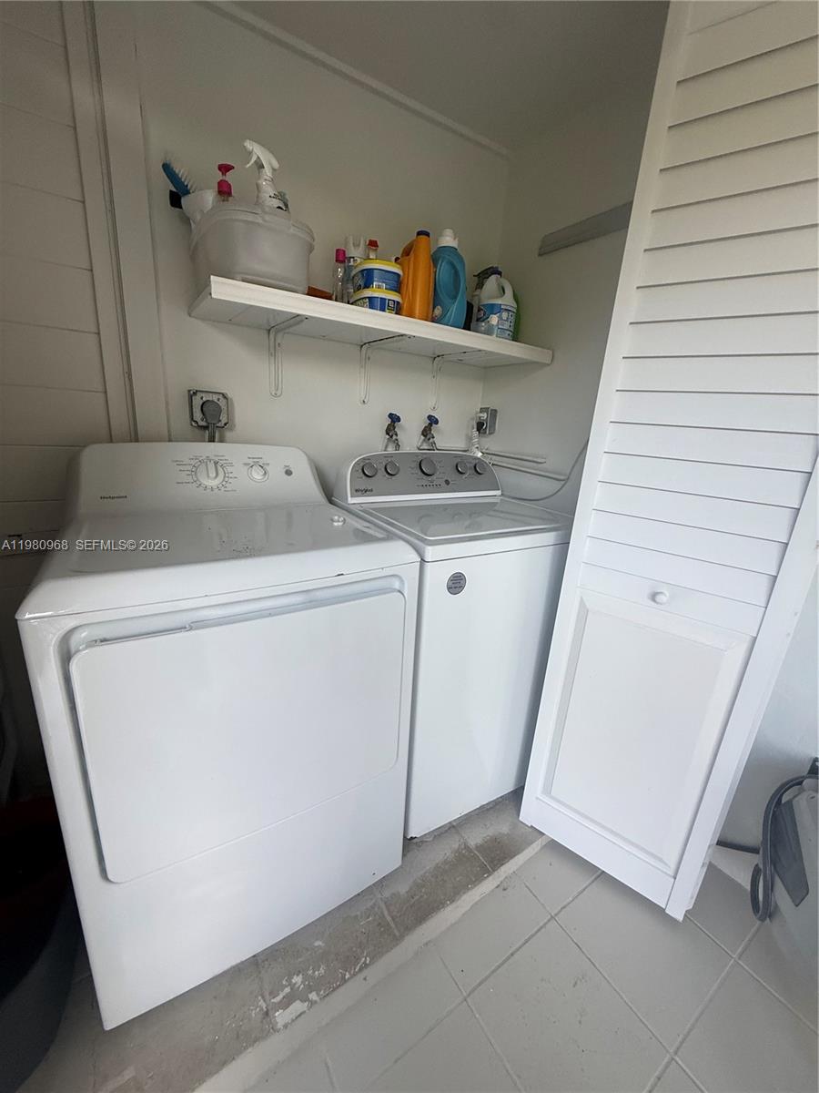 TIBURON 1 PH 1 - Residential