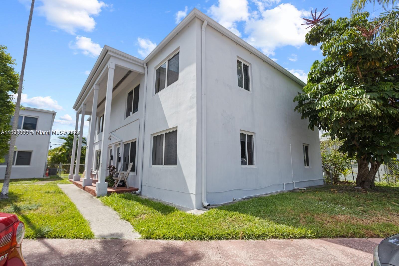 BISCAYNE BCH SUB - Residential Lease