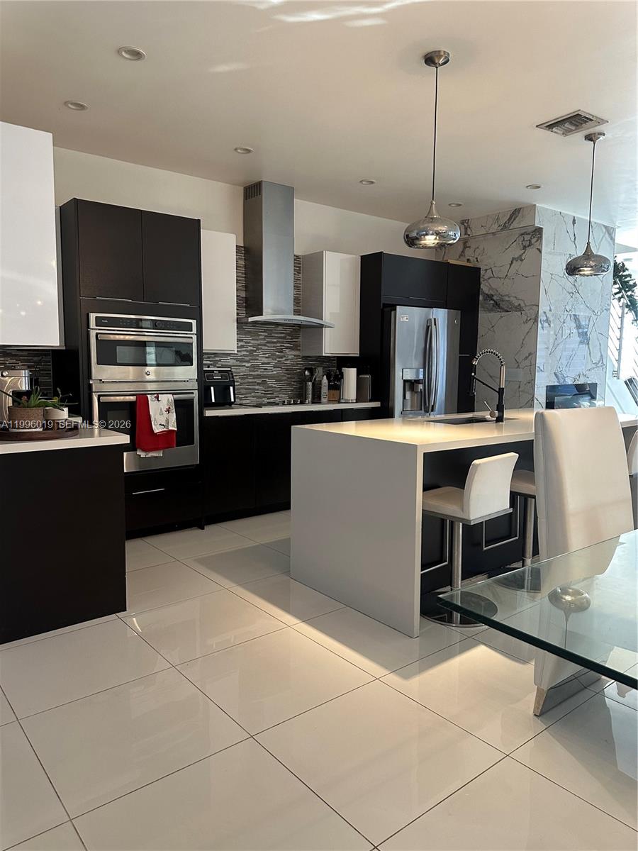 LANDMARK AT DORAL - Residential