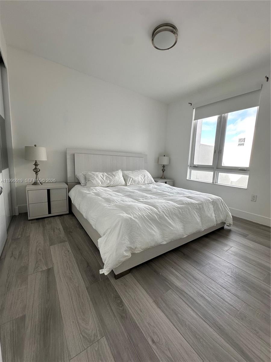 LANDMARK AT DORAL - Residential