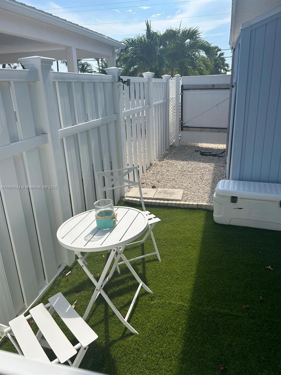 KEY COLONY BEACH 1ST ADD - Residential