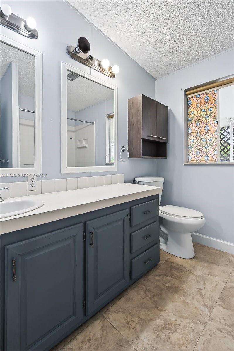 GATEWAY ESTATES PARK COND - Residential