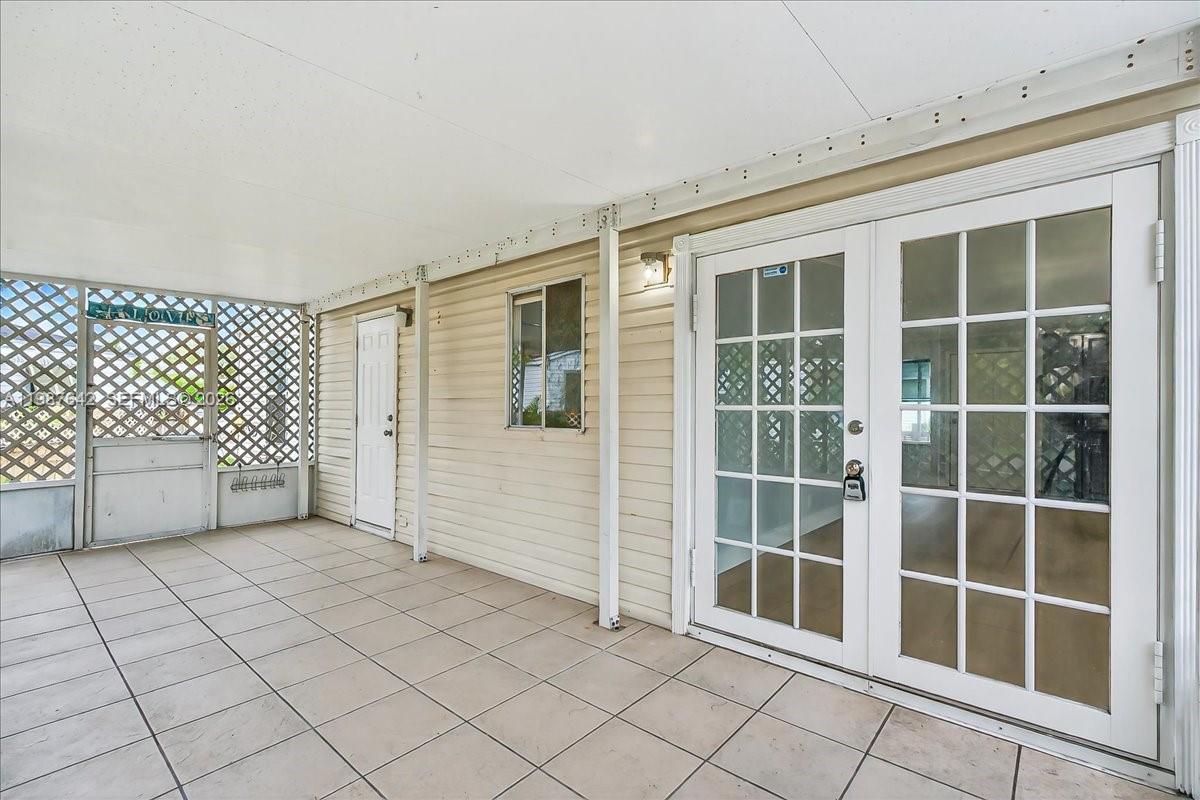 GATEWAY ESTATES PARK COND - Residential