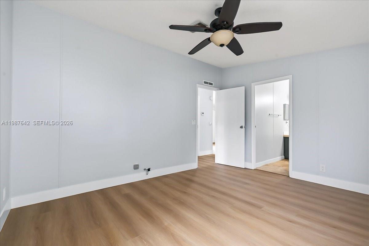 GATEWAY ESTATES PARK COND - Residential