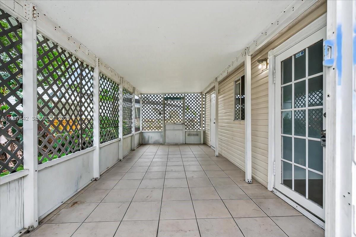 GATEWAY ESTATES PARK COND - Residential