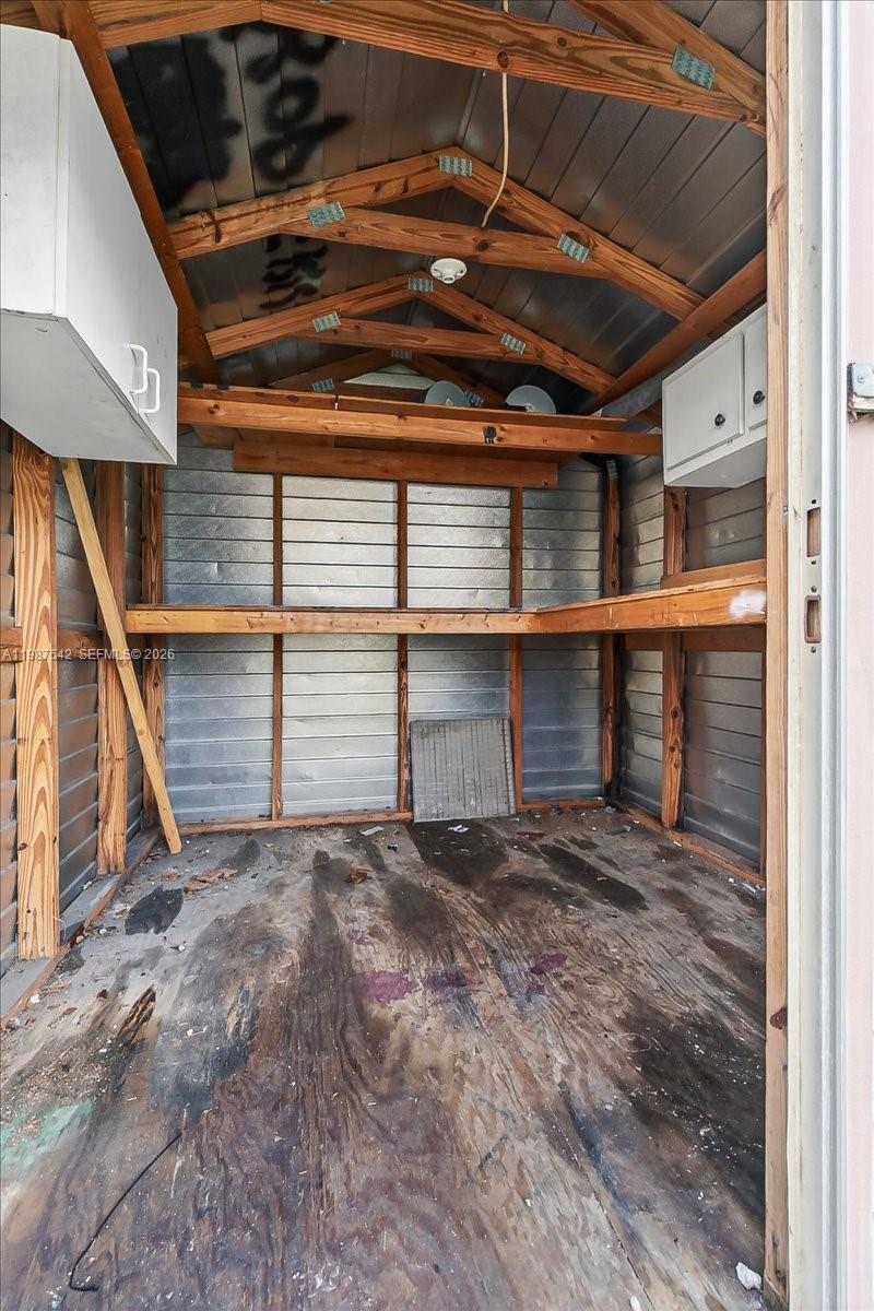 GATEWAY ESTATES PARK COND - Residential