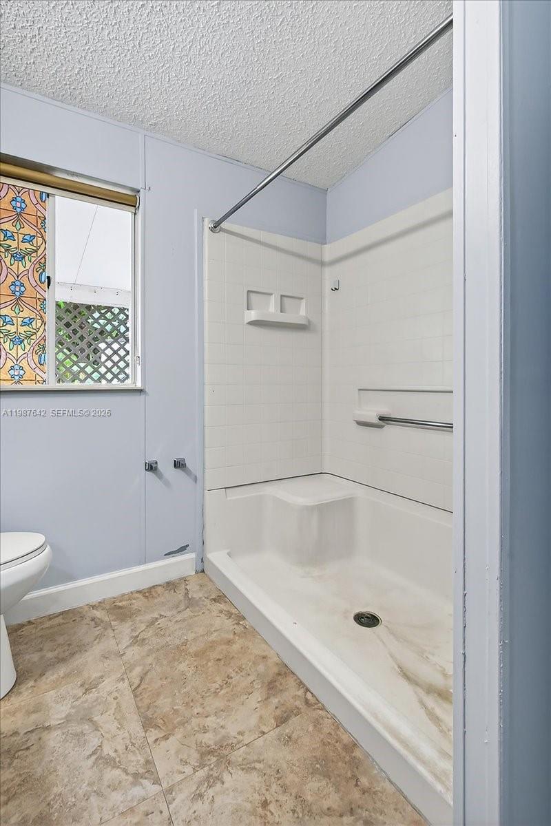 GATEWAY ESTATES PARK COND - Residential