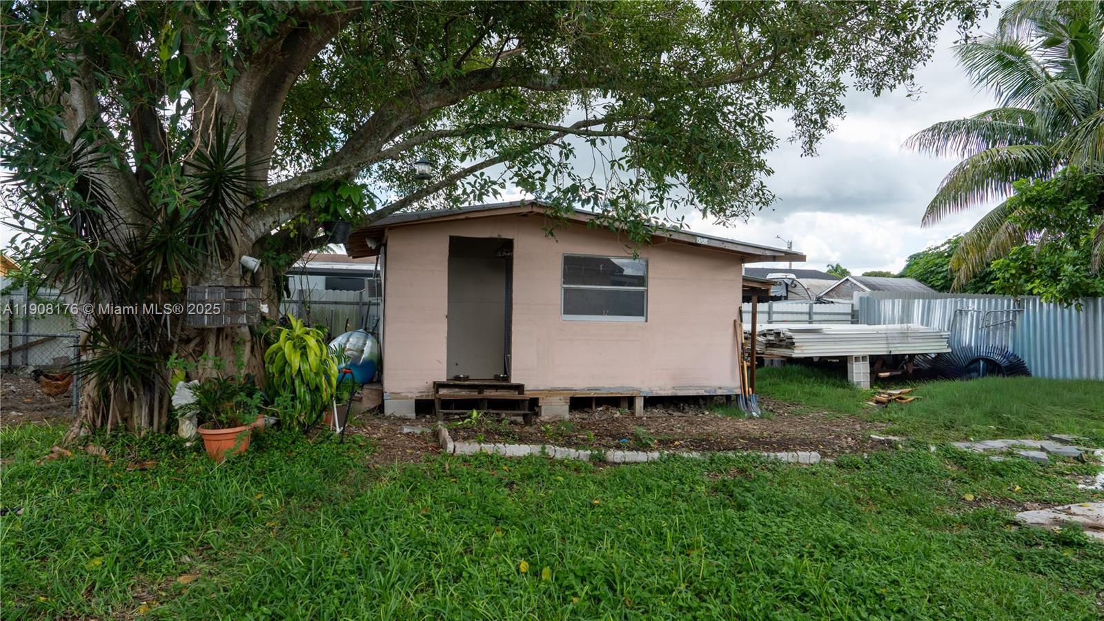 RICHLAND ESTATES - Residential