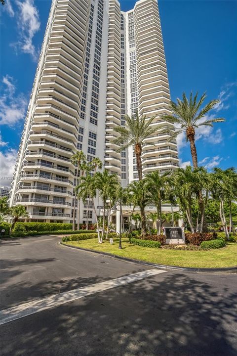 A home in Aventura