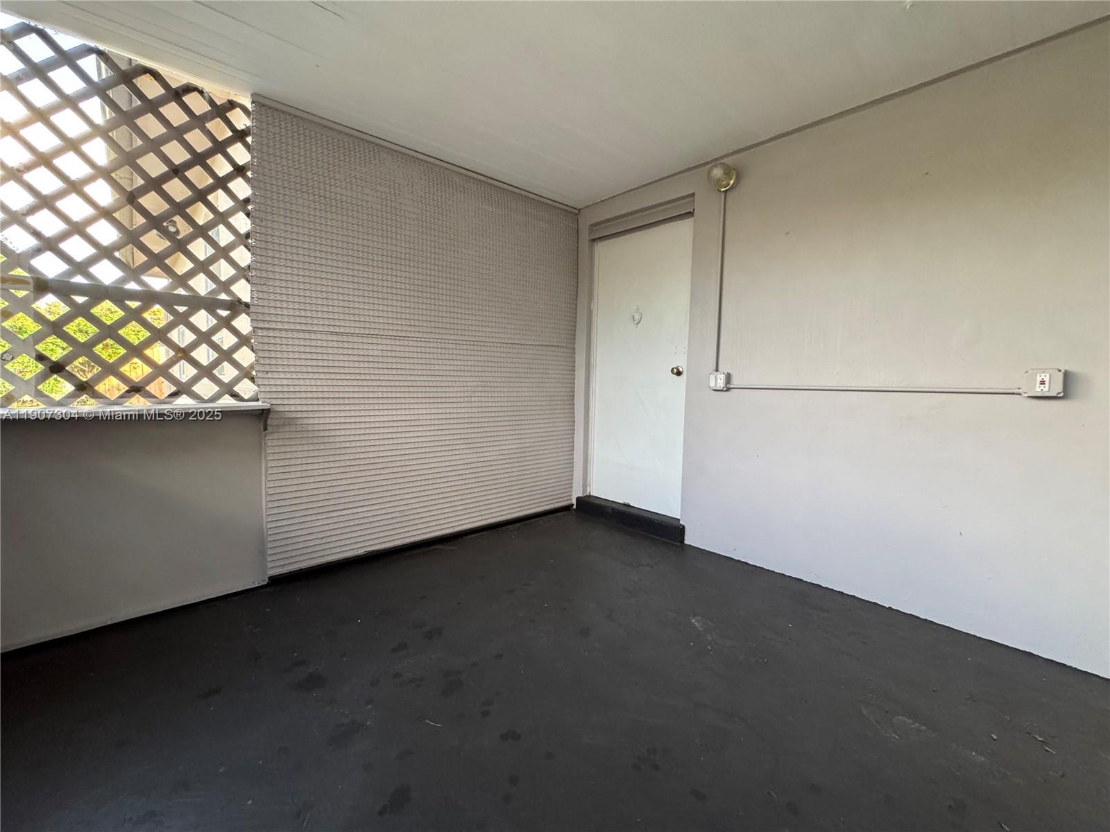 HOLIDAY VILLAGE SEC ONE - Residential Lease