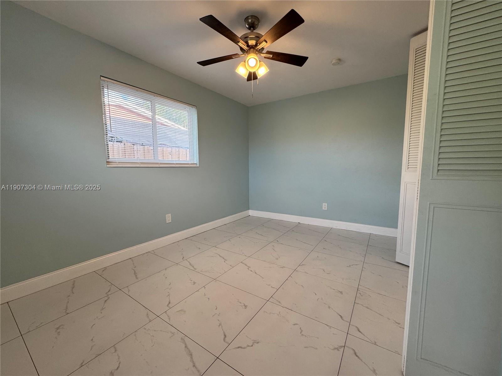 HOLIDAY VILLAGE SEC ONE - Residential Lease