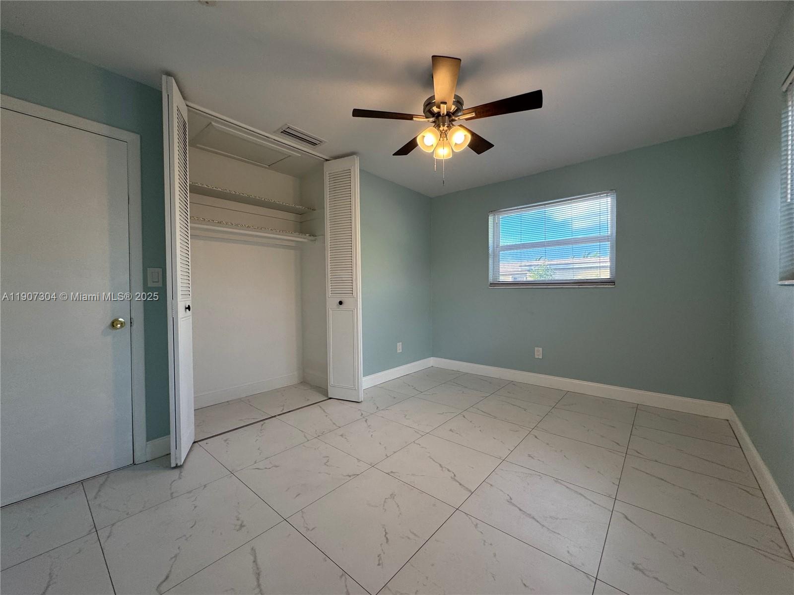 HOLIDAY VILLAGE SEC ONE - Residential Lease