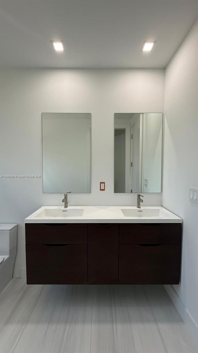 EAST SHENANDOAH - Residential