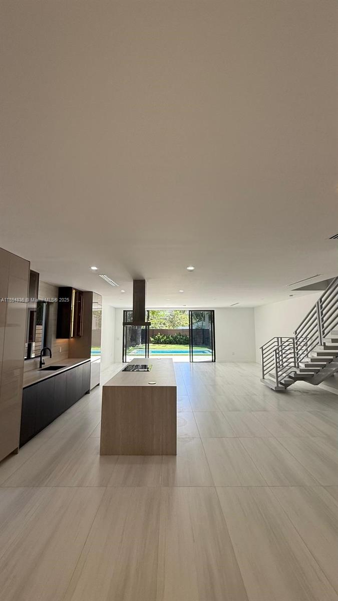 EAST SHENANDOAH - Residential