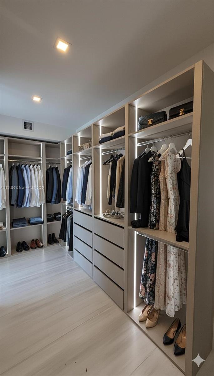 EAST SHENANDOAH - Residential