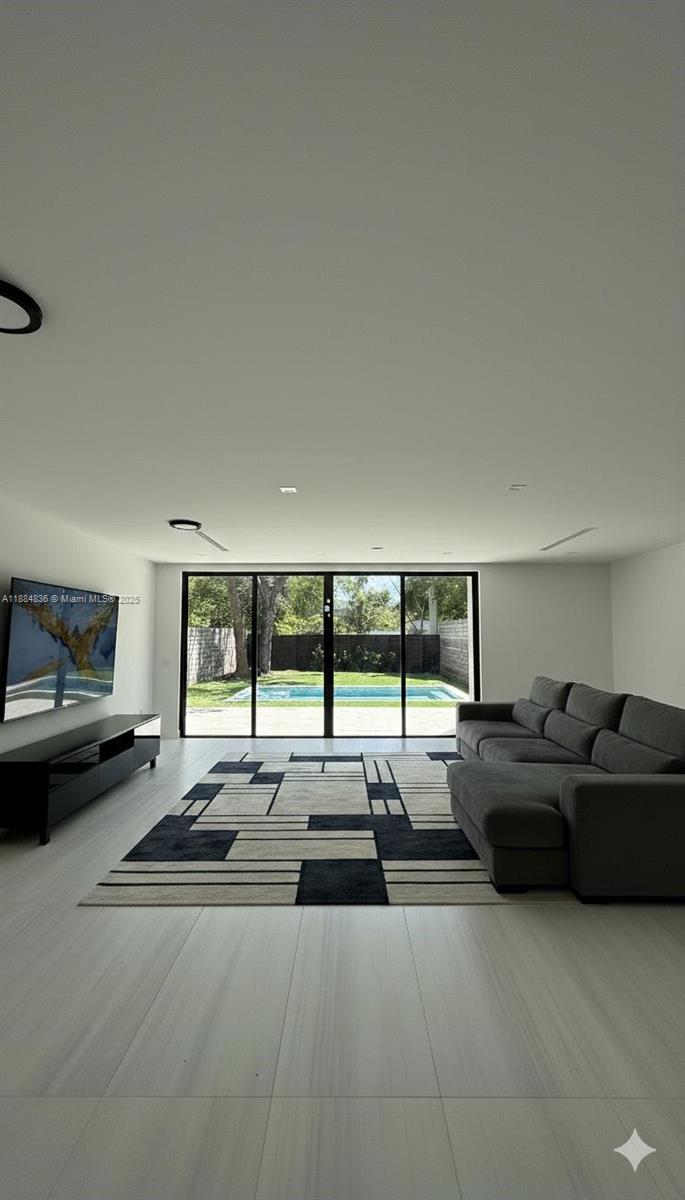 EAST SHENANDOAH - Residential