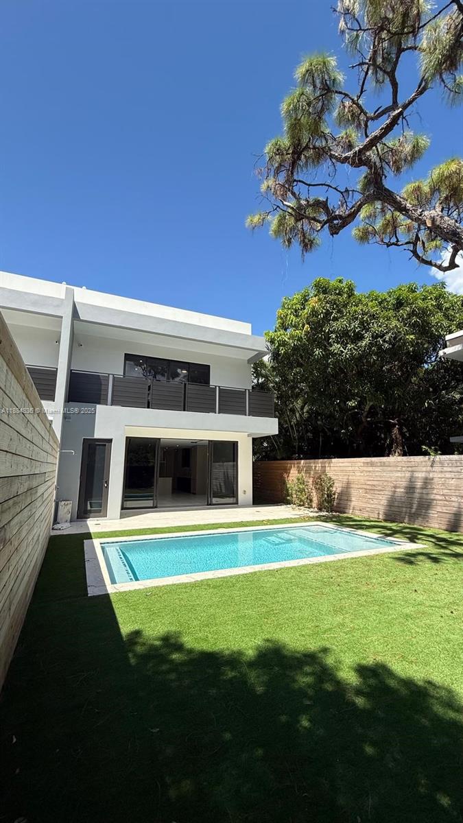 EAST SHENANDOAH - Residential