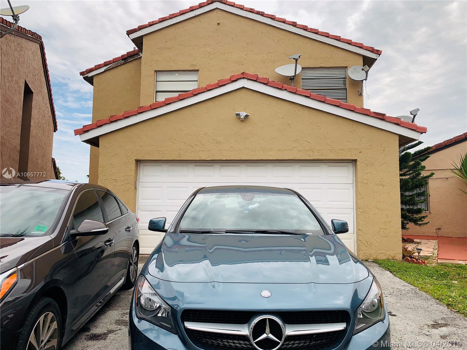 TAMIAMI LAKES SEC 7 - Residential