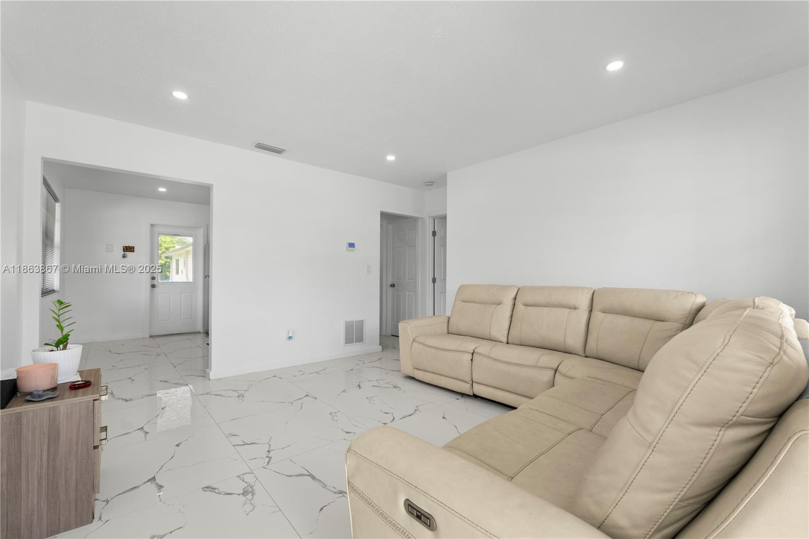 2100 N 14th Ave
