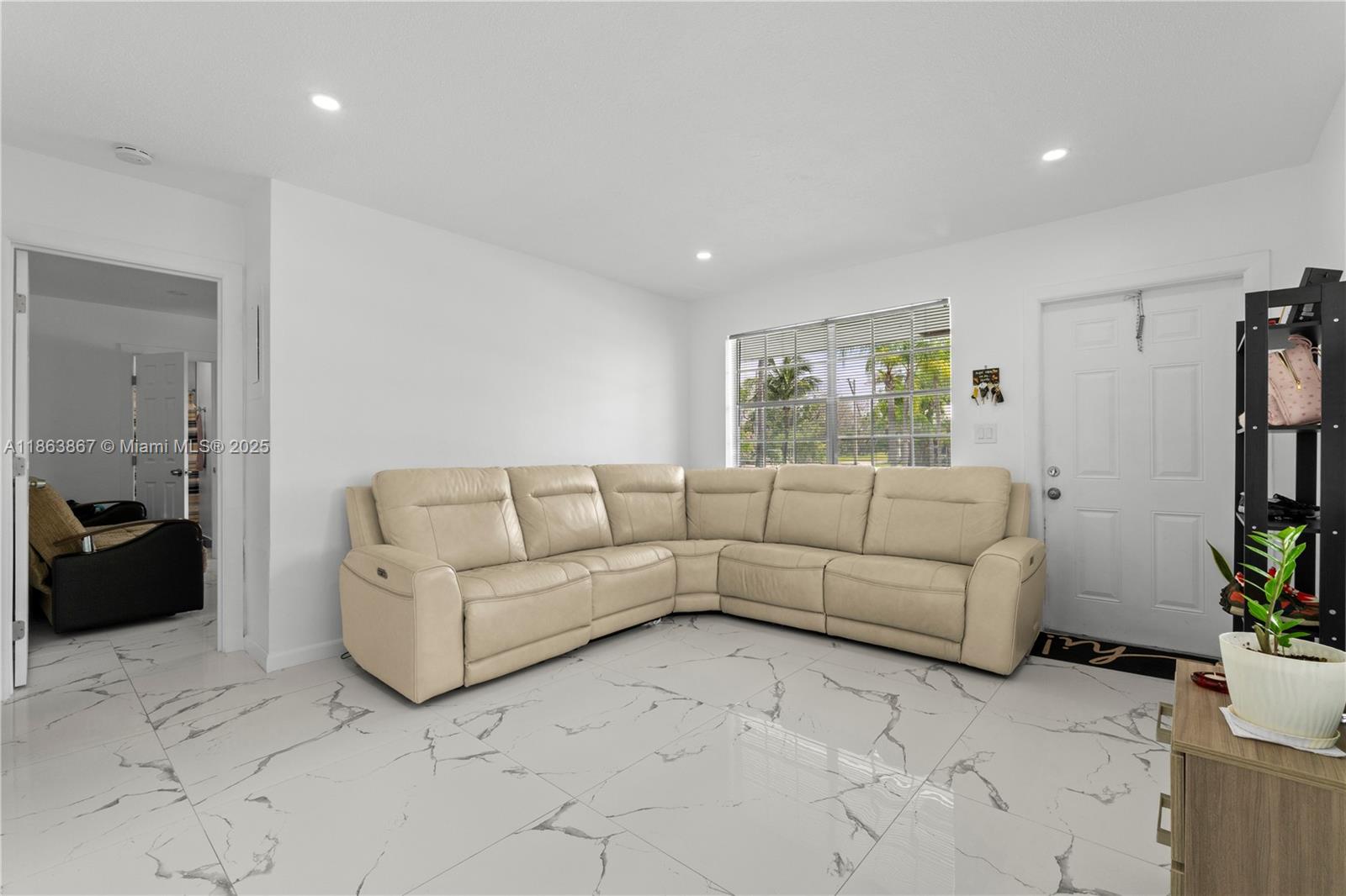 2100 N 14th Ave