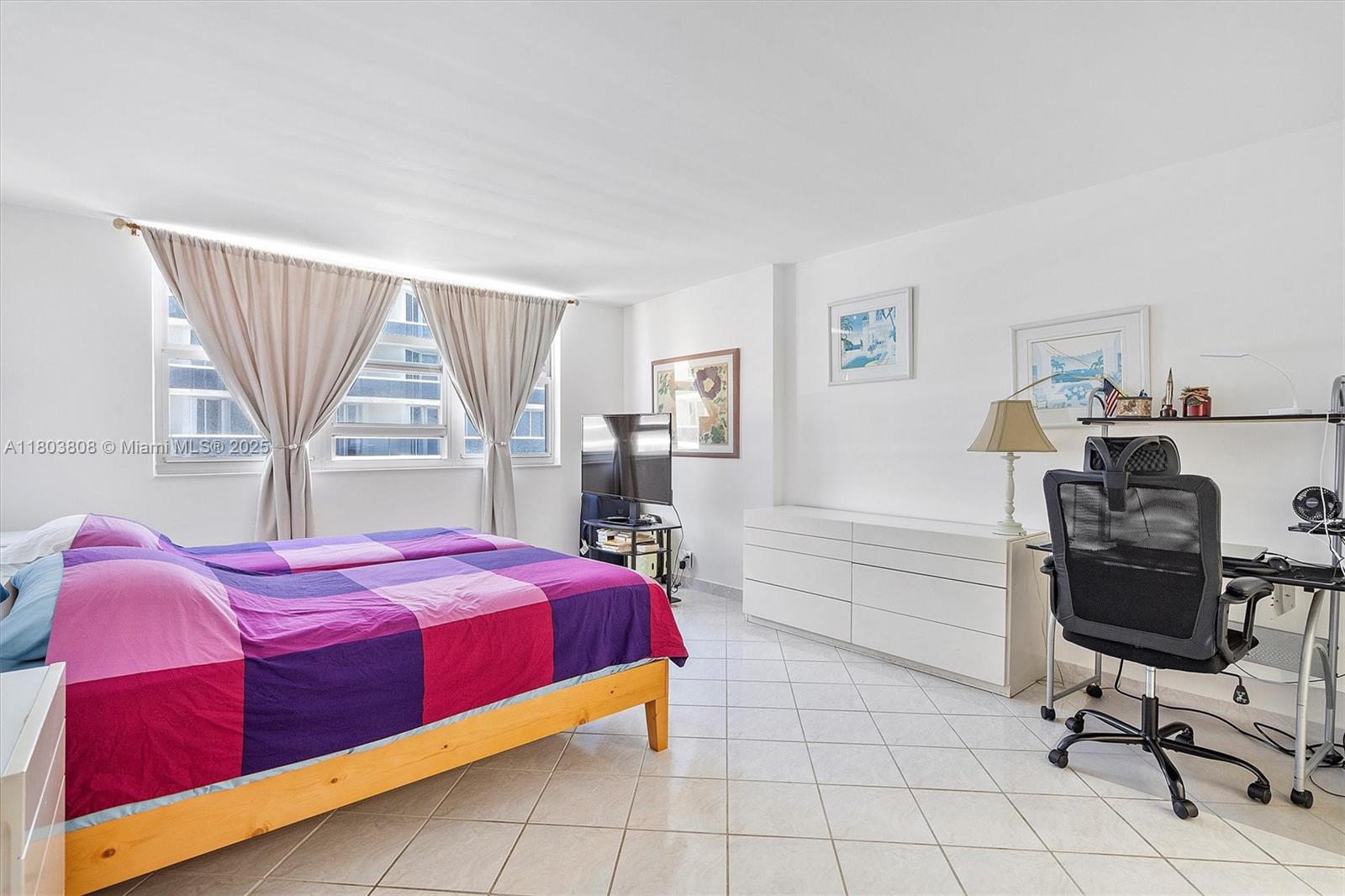 9500 OCEANS CONDO - Residential