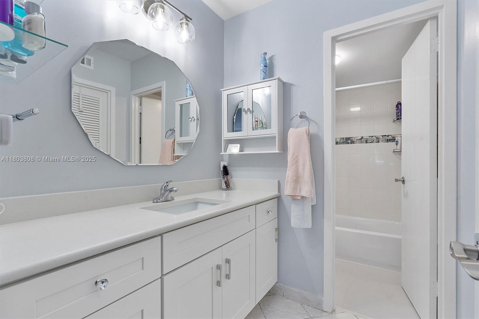 9500 OCEANS CONDO - Residential