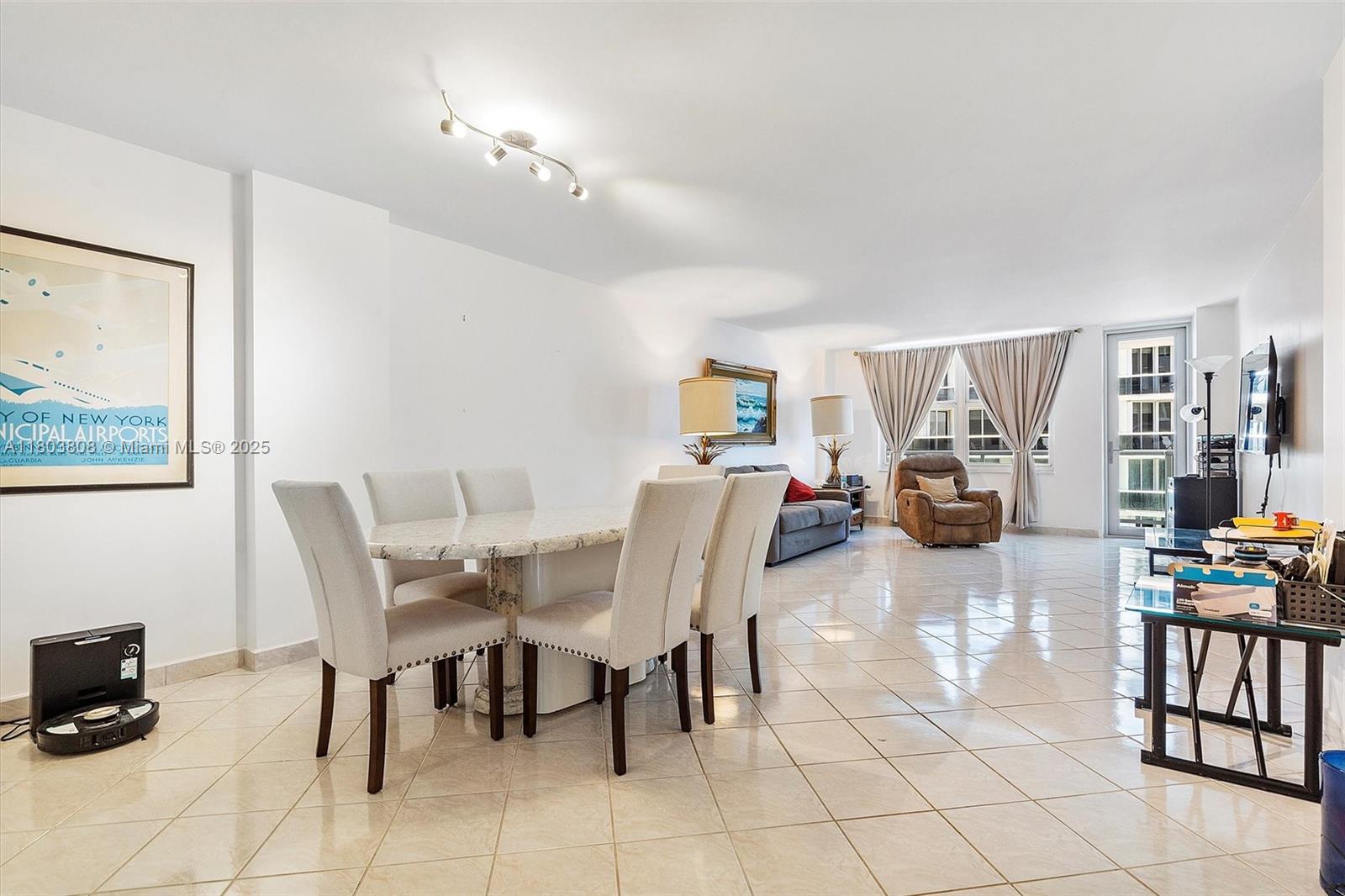 9500 OCEANS CONDO - Residential