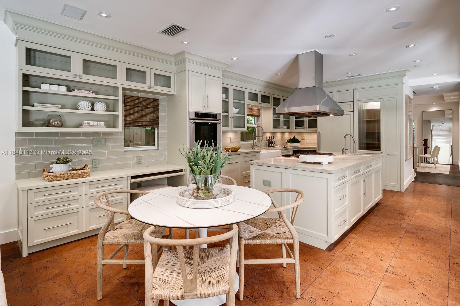 FAIRGLADE PARK - Residential