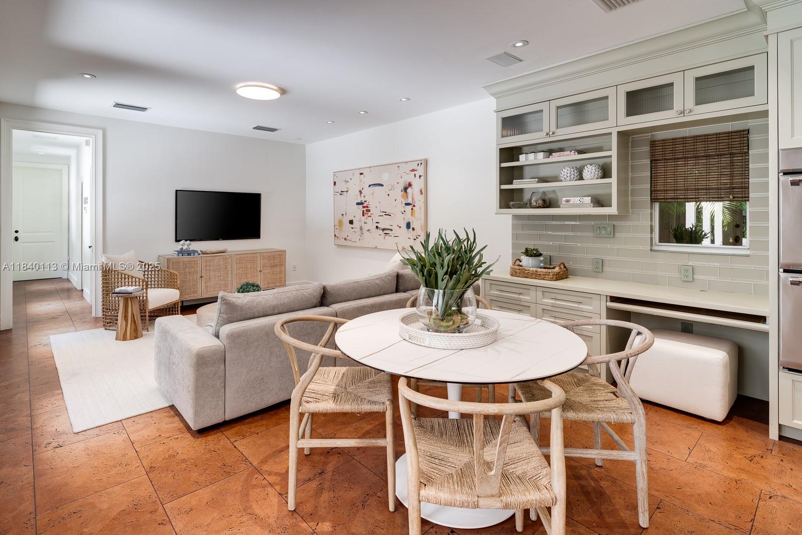 FAIRGLADE PARK - Residential