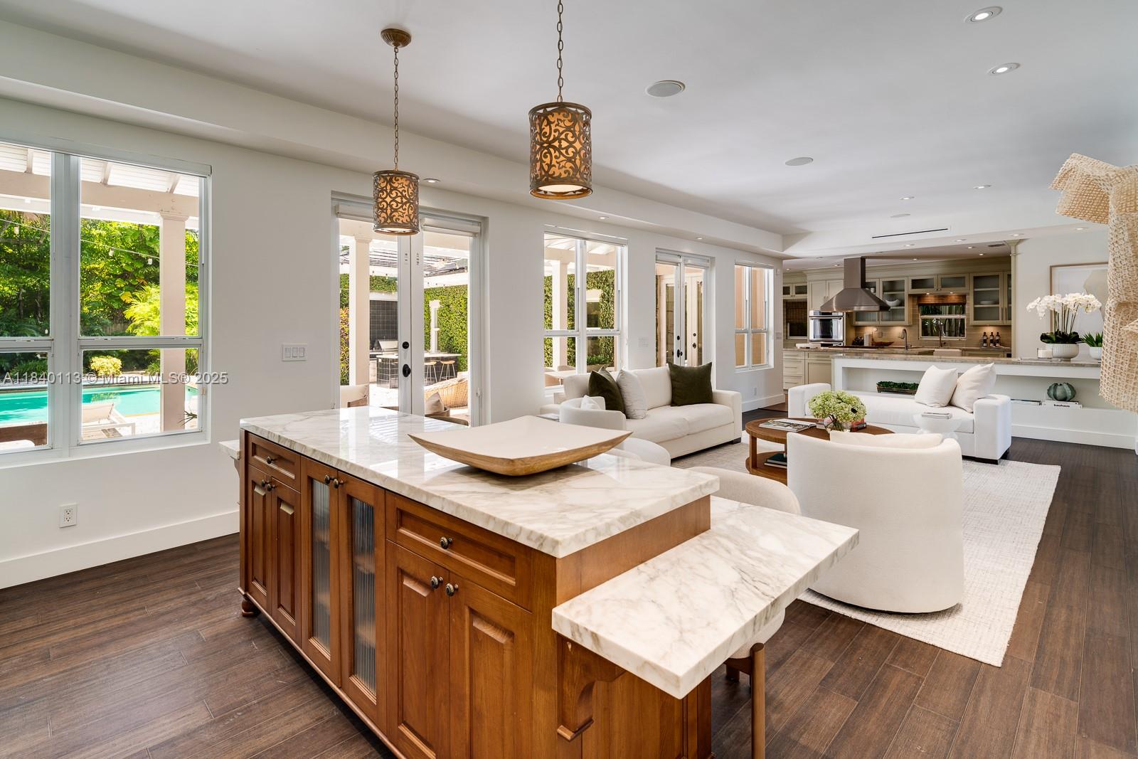 FAIRGLADE PARK - Residential