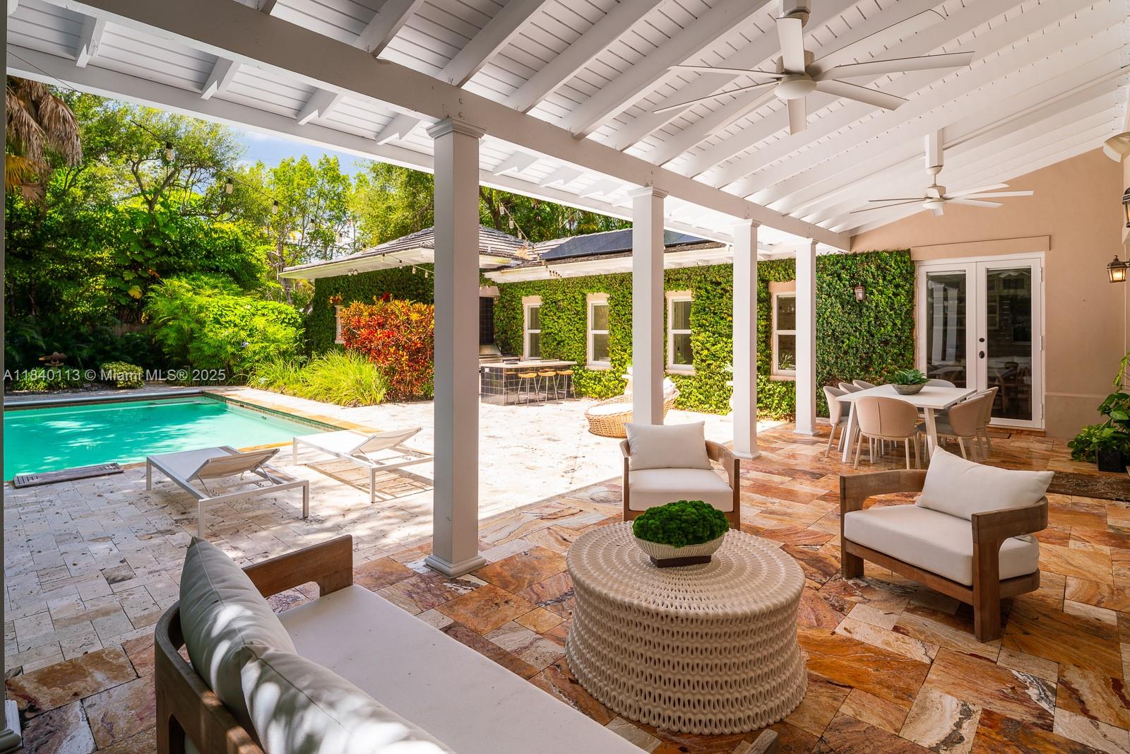 FAIRGLADE PARK - Residential