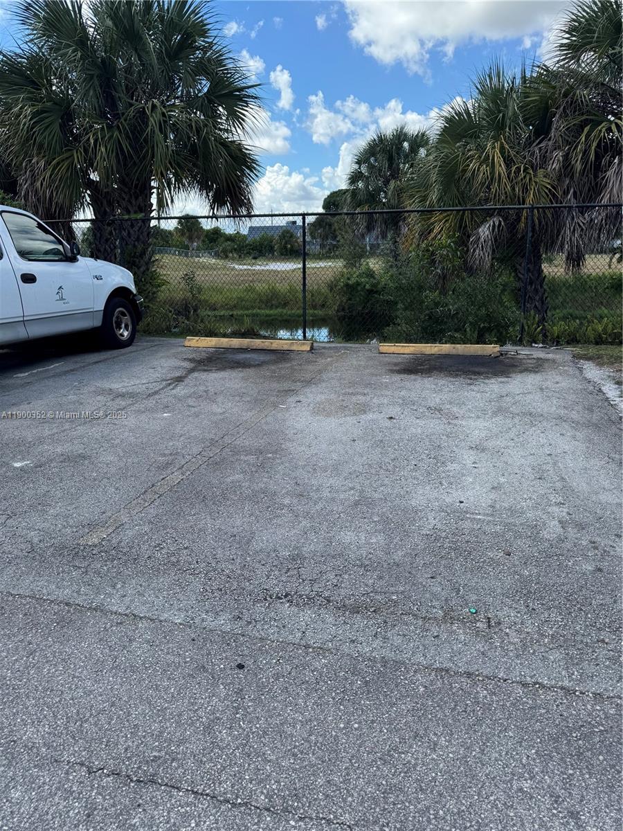 View photos, virtual tours, details... 3710 NW 21st St 114