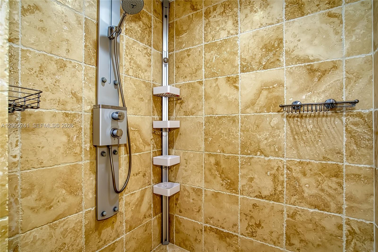 TRUMP ROYALE CONDO - Residential