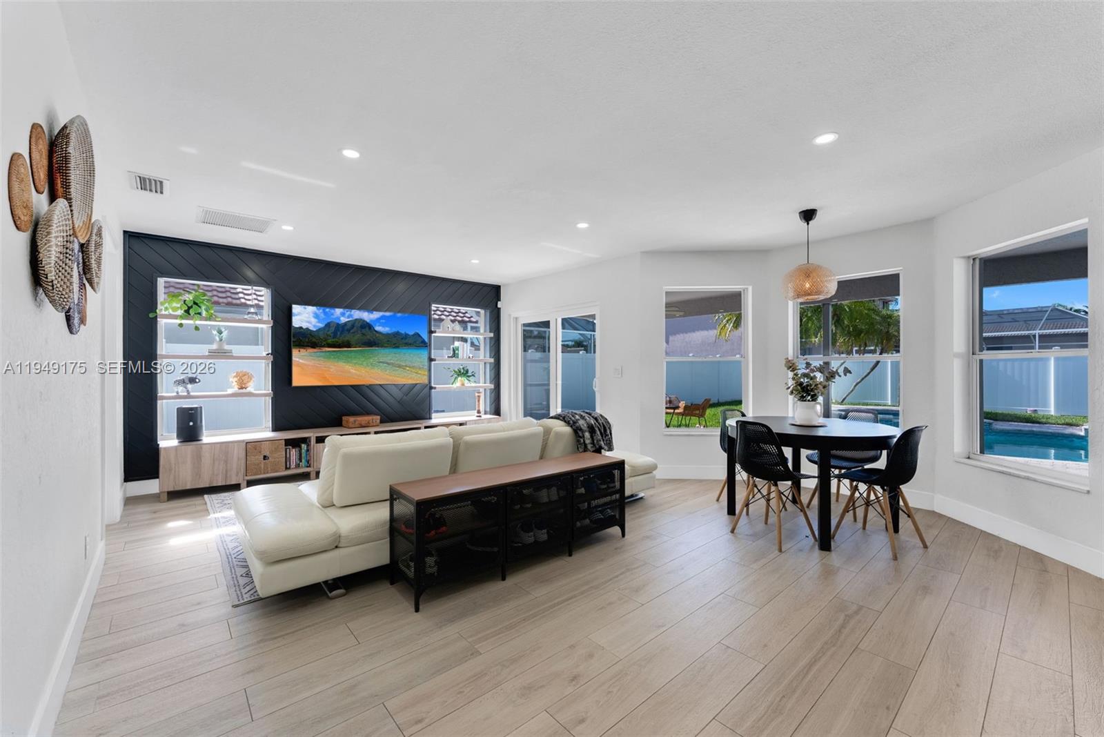 SILVER LAKES AT PEMBROKE - Residential