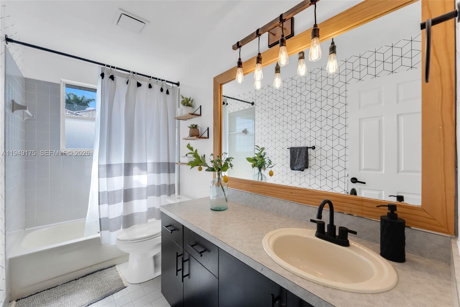 SILVER LAKES AT PEMBROKE - Residential