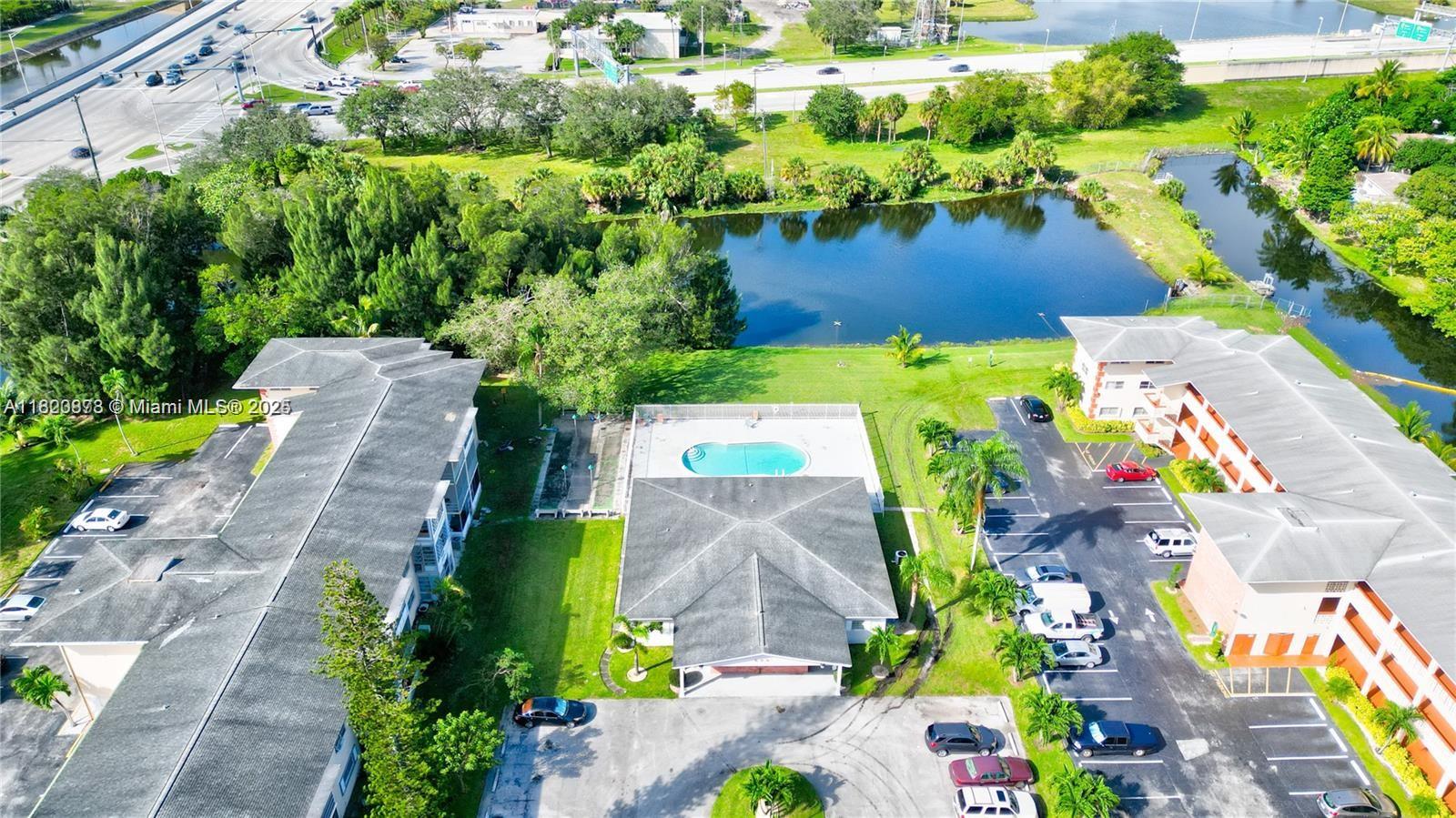 Rental Property at 4730 Nw 10th Ct 314, Plantation, Miami-Dade County, Florida - Bedrooms: 1 
Bathrooms: 1  - $1,700 MO.