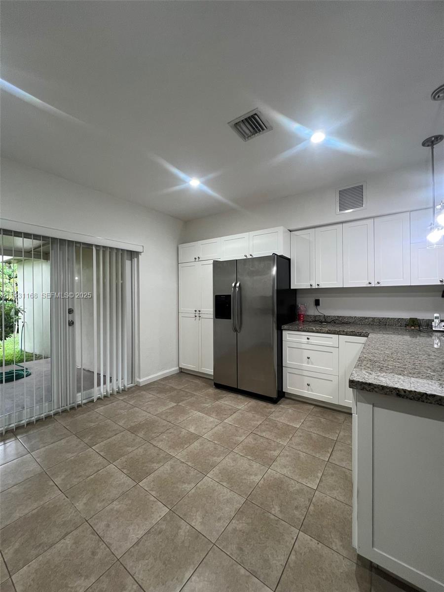 OLYMPIA GARDENS - Residential Lease