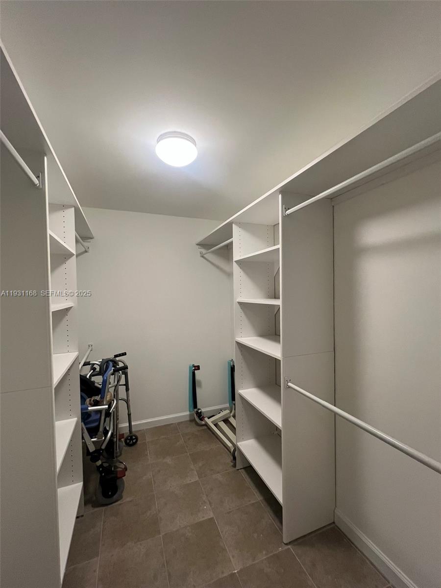 OLYMPIA GARDENS - Residential Lease