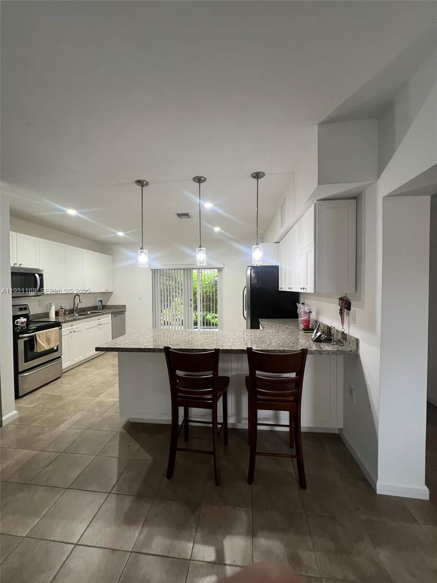 OLYMPIA GARDENS - Residential Lease