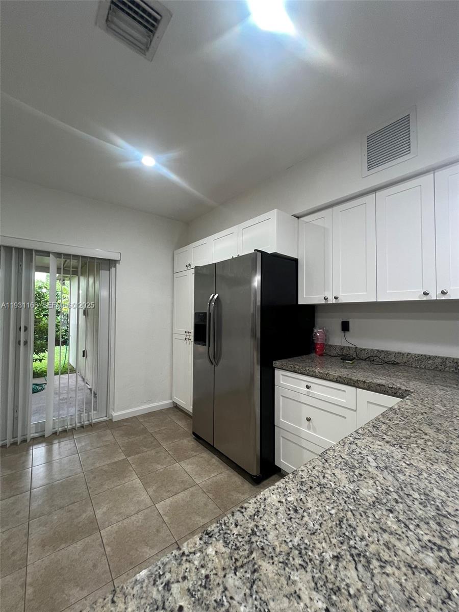 OLYMPIA GARDENS - Residential Lease