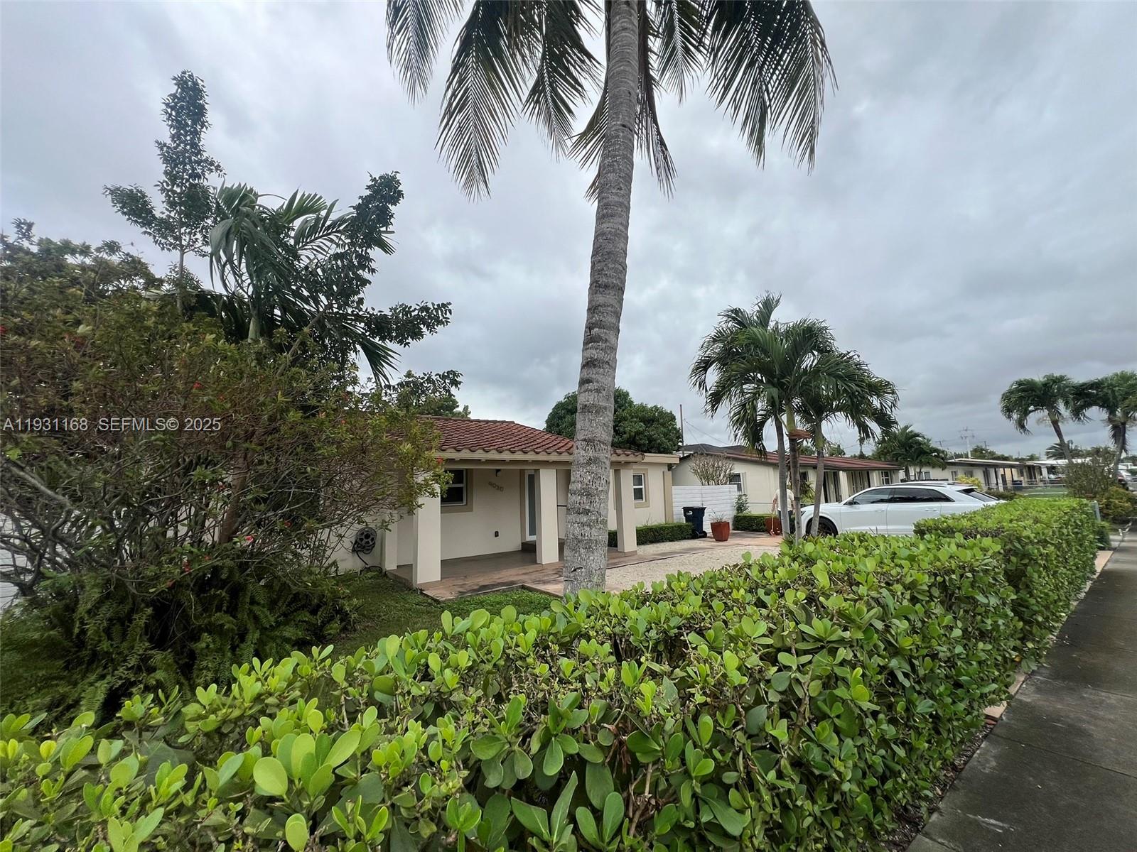 OLYMPIA GARDENS - Residential Lease